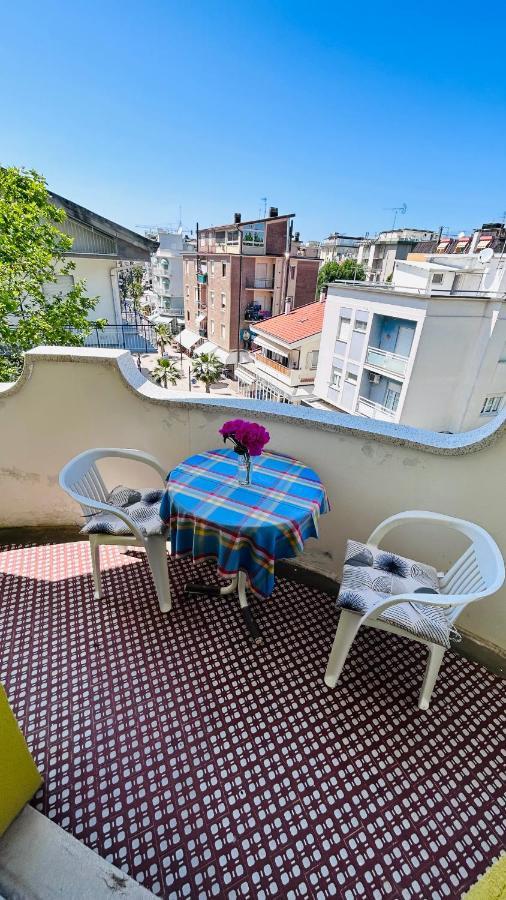 Hotel Sorriso Cattolica Ngoại thất bức ảnh