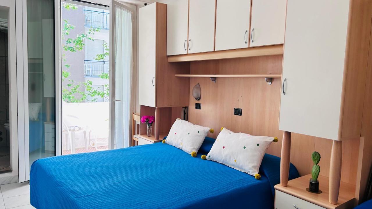 Hotel Sorriso Cattolica Ngoại thất bức ảnh