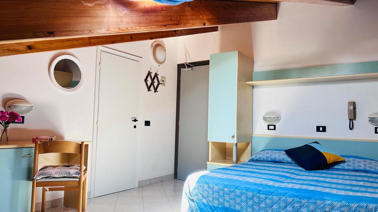 Hotel Sorriso Cattolica Ngoại thất bức ảnh