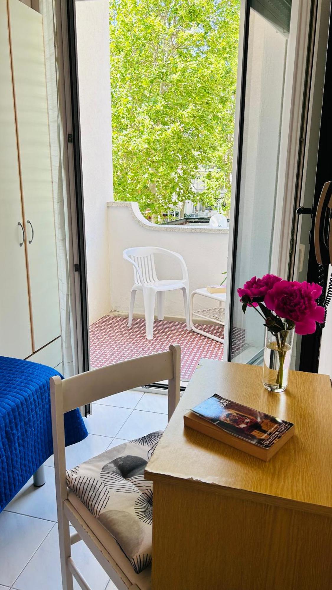 Hotel Sorriso Cattolica Ngoại thất bức ảnh